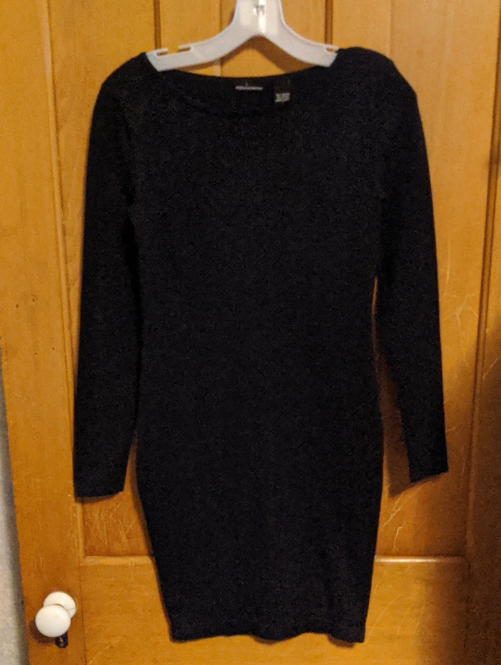 VS Women’s Long Sleeve Crewneck Bodycon Dress - S - Black